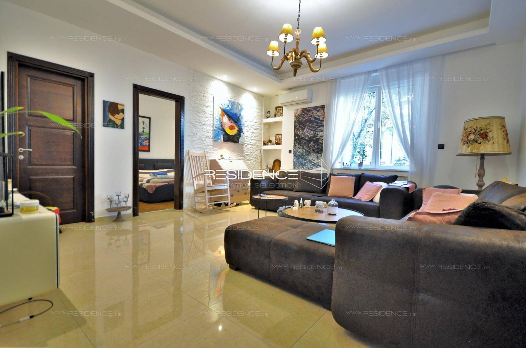 Beautiful renovation of the classical apartment | Residence - Apartment Renovation Architectural Styles