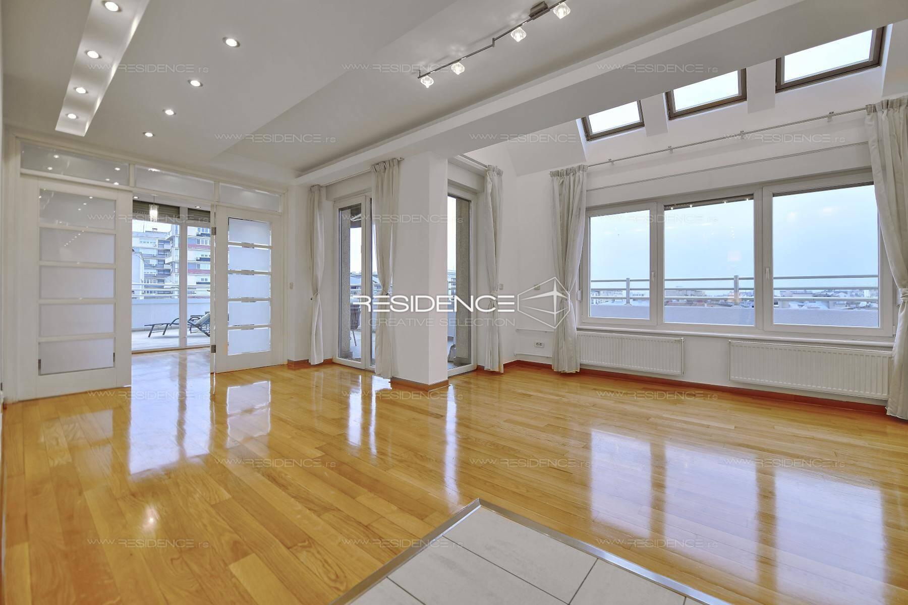 Bright penthouse with a stunning terrace | Residence - Penthouse Properties With Amazing Natural Light